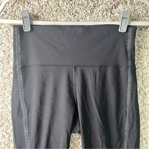 Lululemon Leggings Women’s 6 Black Stop Drop & Squat Cropped - Picture 3 of 7